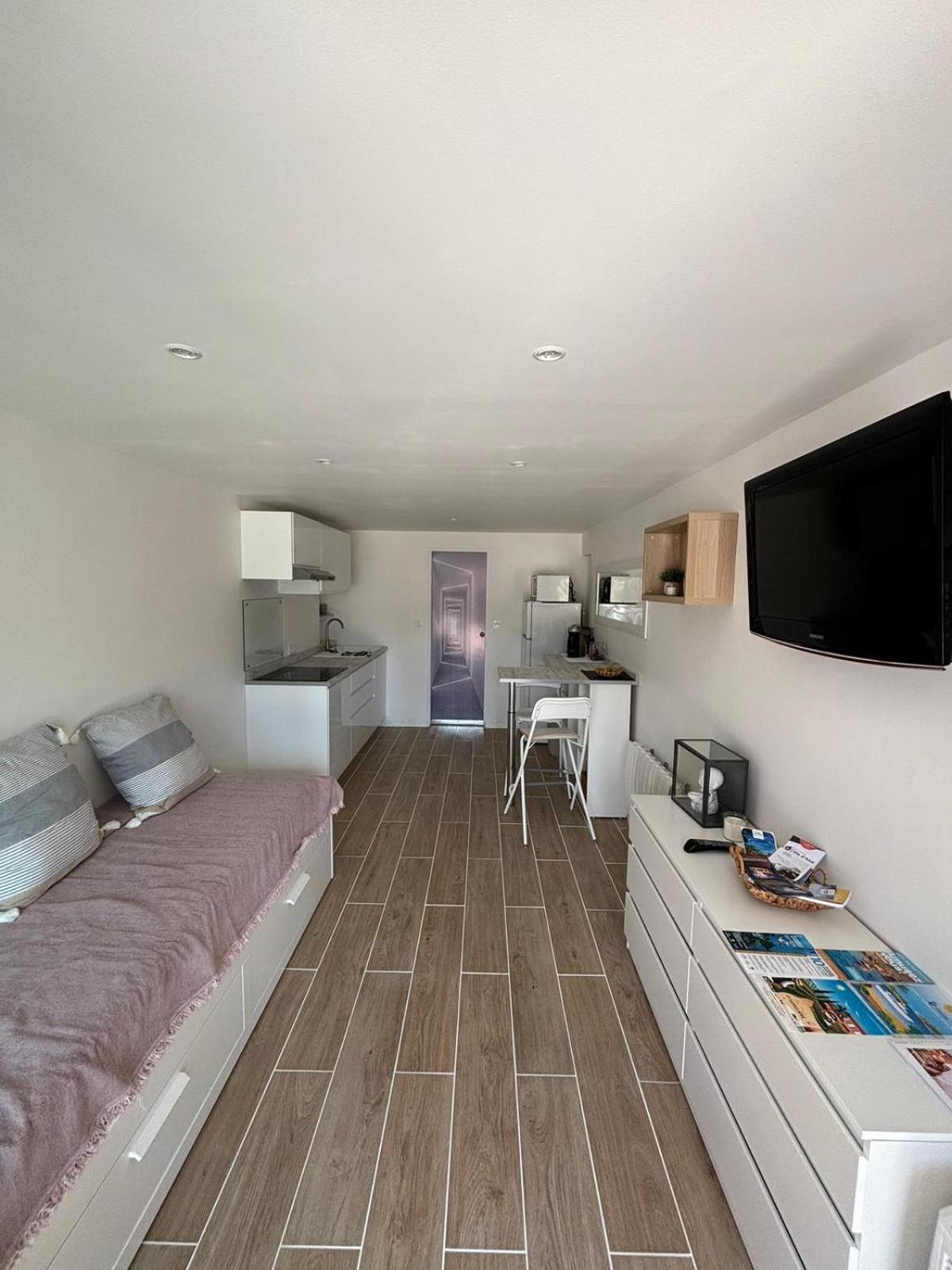 Studio Thalie Bormes-les-Mimosas Exterior photo